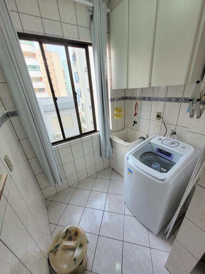 Apartamento 200 Metros Da Praia 03 Quartos Com Ar Condicionado - Meia Praia - Itapema Exterior foto